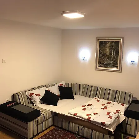 Apartmant Ayna *